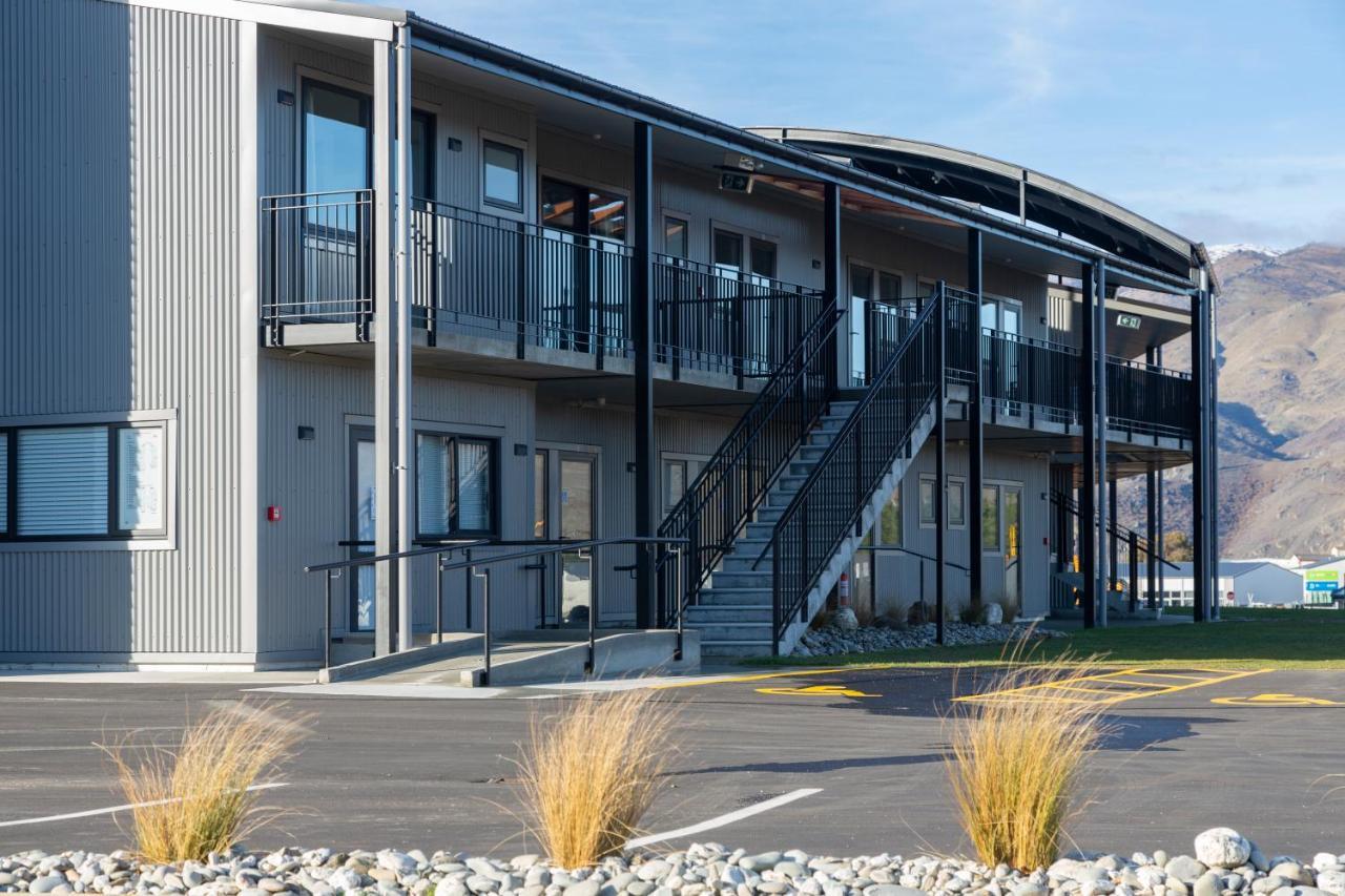Harvest Park Studios Workers Accommodation Кромуел Екстериор снимка